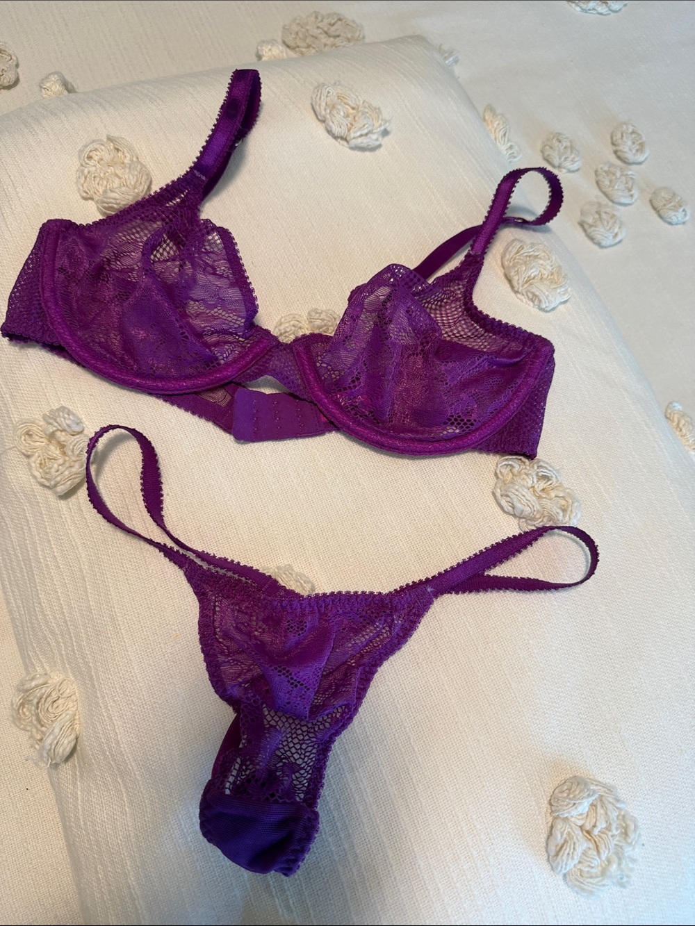 L’Agent by Agent Provocateur sexy bra set 34C/ M